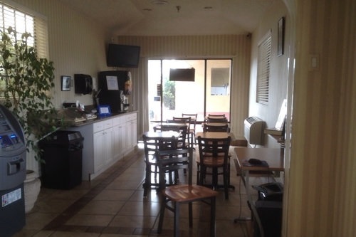 Americas Best Value Inn and Suites LAX Airport 005